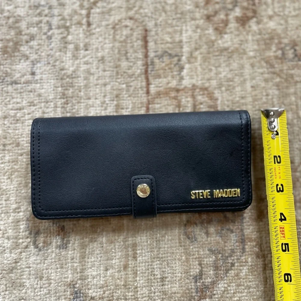 Steve Madden Black Clutch Wallet with Gold Accent - Picture 6 of 9